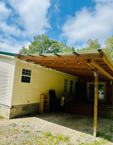 726 Hellard Road, Annville, KY 40402