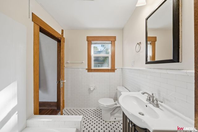 3093 Vine Street, Lincoln, NE 68503