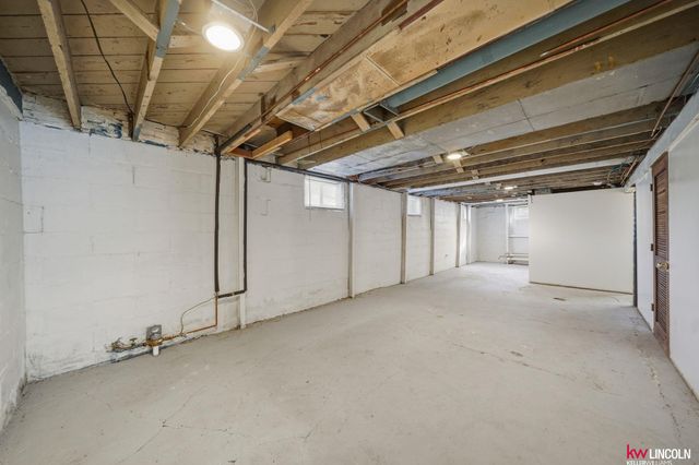 3093 Vine Street, Lincoln, NE 68503