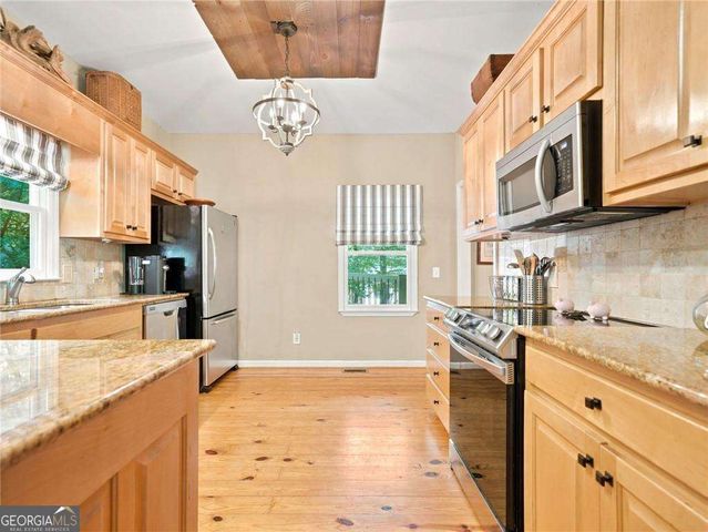 278 Bellflower Drive, Jasper, GA 30143