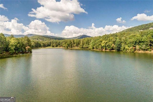 278 Bellflower Drive, Jasper, GA 30143