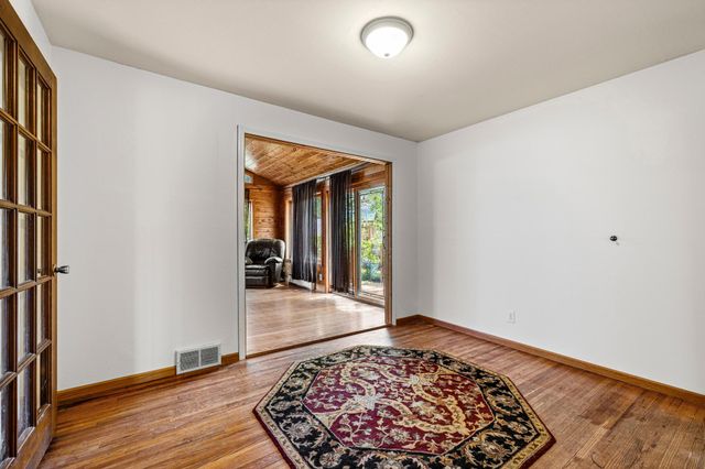 141 Westchester Drive, West Saint Paul, MN 55118