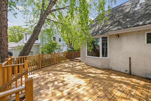 141 Westchester Drive, West Saint Paul, MN 55118