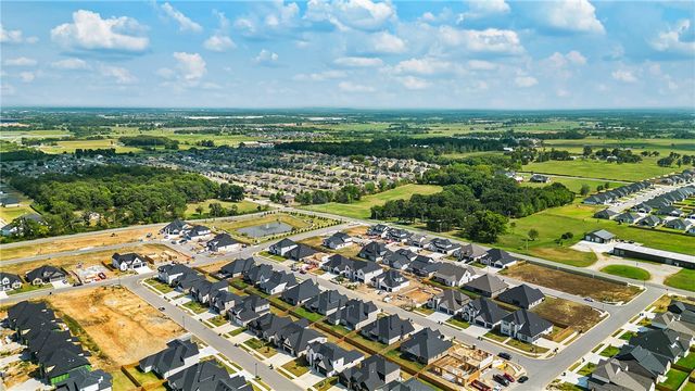 1860 Peacock Road, Centerton, AR 72719