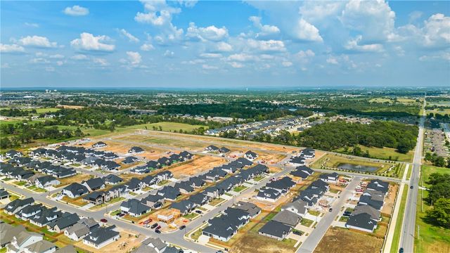 1860 Peacock Road, Centerton, AR 72719