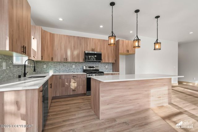 9189 W Angel Drive, Wasilla, AK 99623