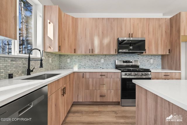 9189 W Angel Drive, Wasilla, AK 99623