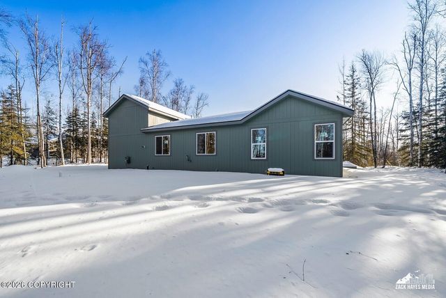 9189 W Angel Drive, Wasilla, AK 99623