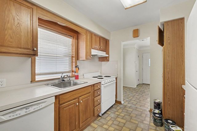2624 Chicago Boulevard, Flint, MI 48503