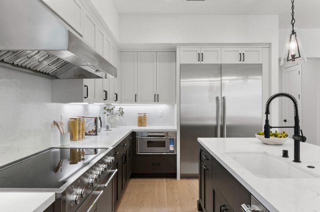 15675 El Gato Lane, Los Gatos, CA 95032