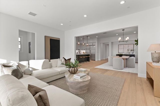 15675 El Gato Lane, Los Gatos, CA 95032