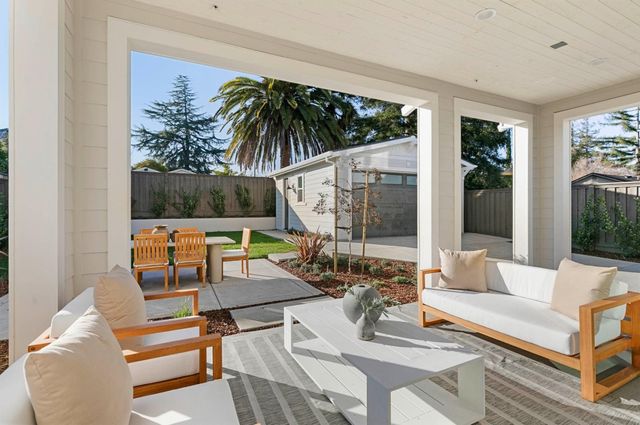 15675 El Gato Lane, Los Gatos, CA 95032