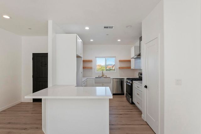 16094 Avenida Atezada, Desert Hot Springs, CA 92240