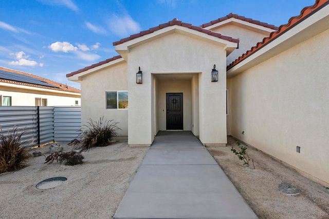 16094 Avenida Atezada, Desert Hot Springs, CA 92240