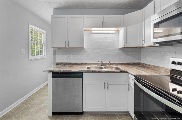 818 Grambling Court, Fayetteville, NC 28311