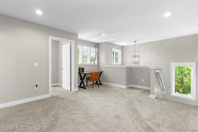 3259 Rush Lake Road, Pinckney, MI 48169