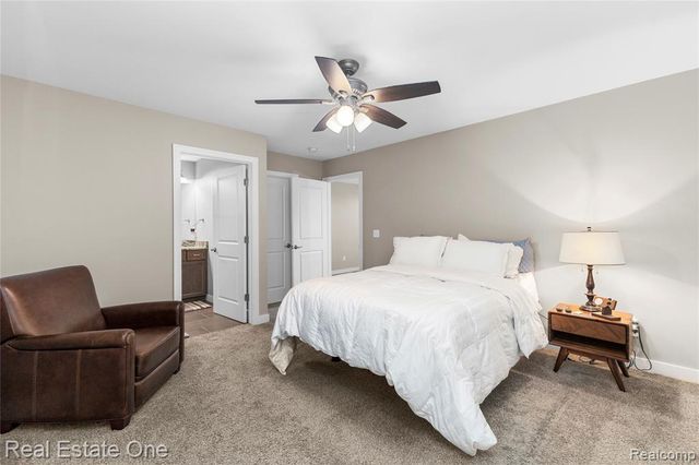 3259 Rush Lake Road, Pinckney, MI 48169