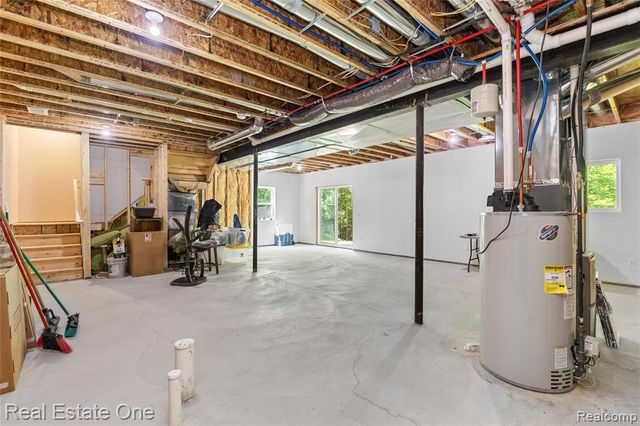 3259 Rush Lake Road, Pinckney, MI 48169