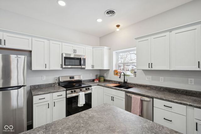 205 N Columbia Street, Brazil, IN 47834