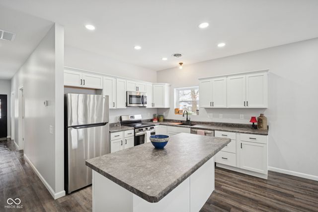 205 N Columbia Street, Brazil, IN 47834