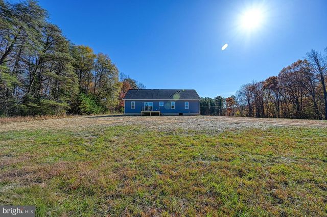 1855 EASTHAM RD, Bumpass, VA 23024