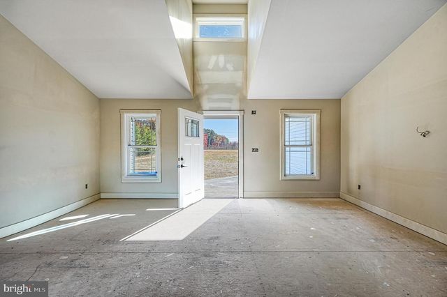 1855 EASTHAM RD, Bumpass, VA 23024