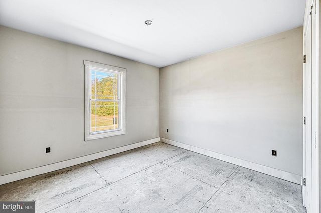 1855 EASTHAM RD, Bumpass, VA 23024