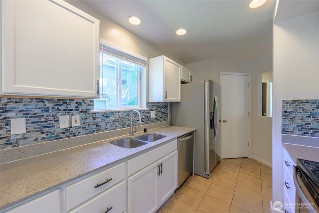 17814 109th Street Ct E, Bonney Lake, WA 98391