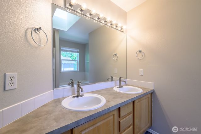 17814 109th Street Ct E, Bonney Lake, WA 98391