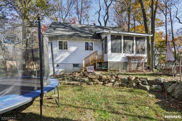 10 Anawa Road, Vernon, NJ 07422