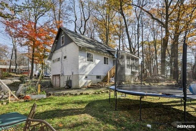 10 Anawa Road, Vernon, NJ 07422