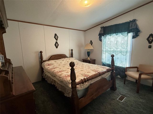 305 Canadian Drive, Trinity, TX 75862