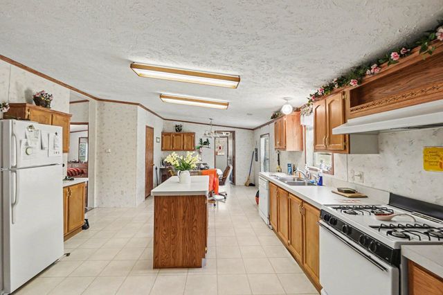 20240 10th Avenue, Barryton, MI 49305