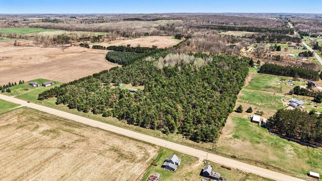 20240 10th Avenue, Barryton, MI 49305