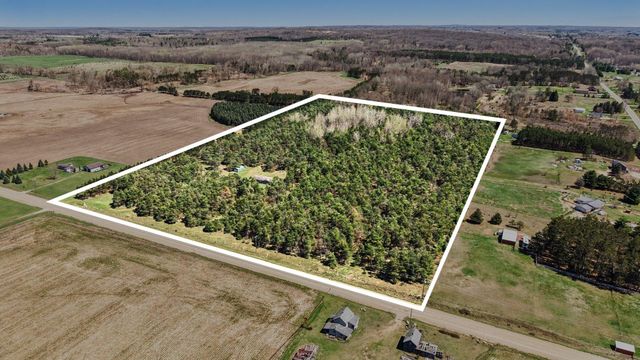 20240 10th Avenue, Barryton, MI 49305
