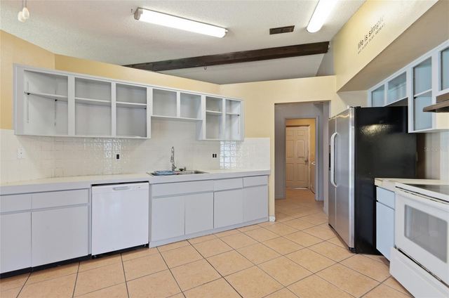 8161 SHALOM DRIVE, Spring Hill, FL 34606