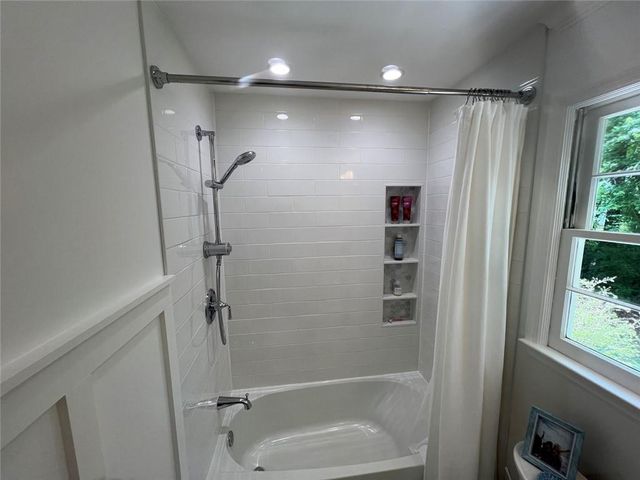 1526 Cumberland Court, Alpharetta, GA 30009