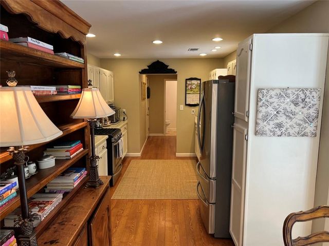 1526 Cumberland Court, Alpharetta, GA 30009