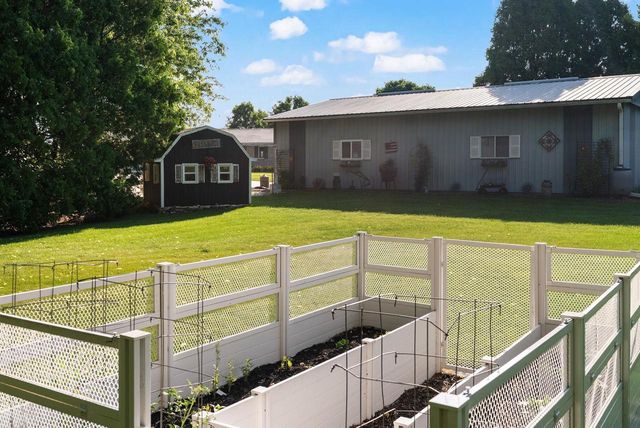 N2068 Alphorn Road, Monroe, WI 53566