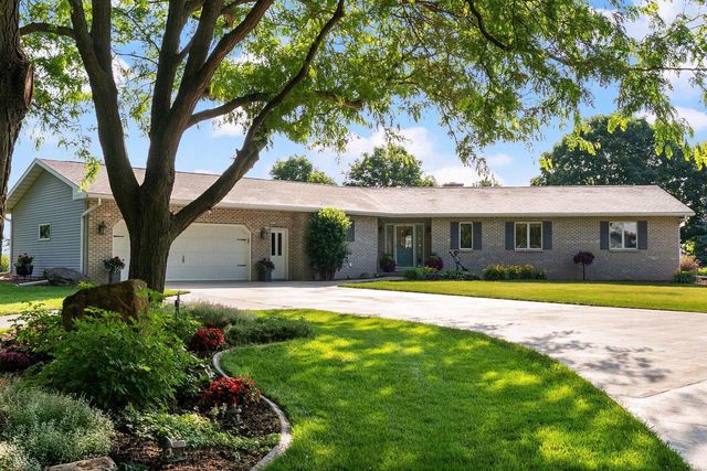 N2068 Alphorn Road, Monroe, WI 53566