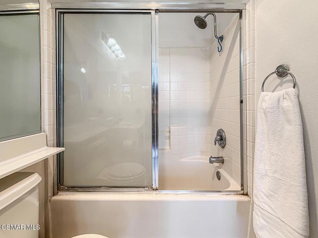 2913 Antonio Drive 304, Camarillo, CA 93010