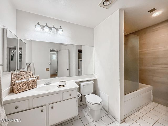 2913 Antonio Drive 304, Camarillo, CA 93010