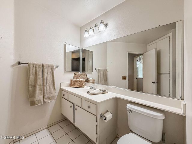 2913 Antonio Drive 304, Camarillo, CA 93010