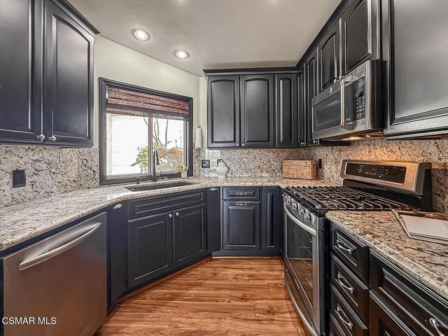 2913 Antonio Drive 304, Camarillo, CA 93010