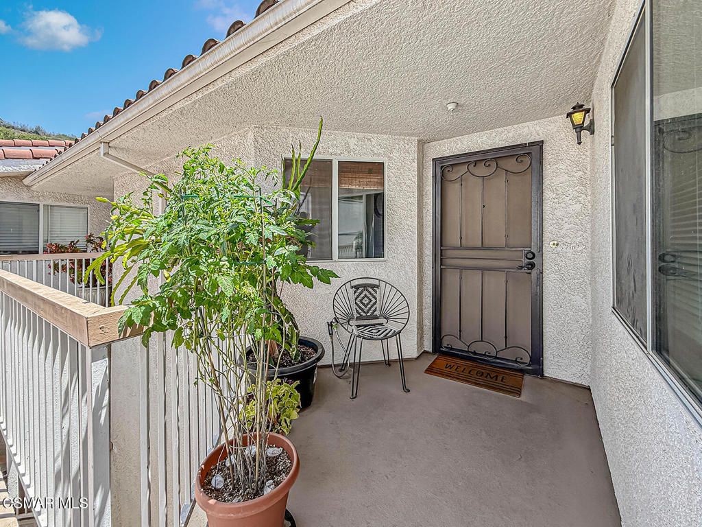 2913 Antonio Drive 304, Camarillo, CA 93010