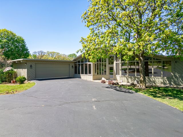 9737 Olas Lane, Rockford, IL 61114