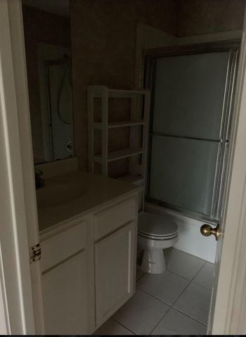 6810 Springcrest Drive, Sugar Land, TX 77479