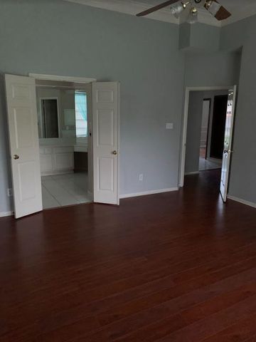 6810 Springcrest Drive, Sugar Land, TX 77479