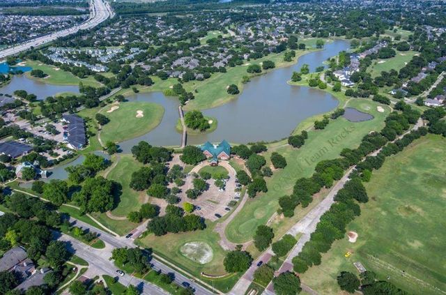 6810 Springcrest Drive, Sugar Land, TX 77479