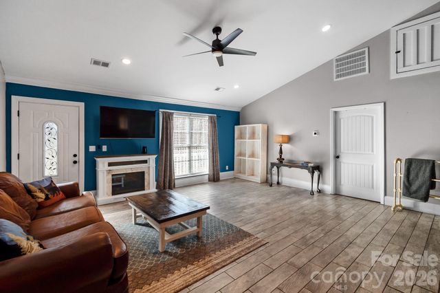 619 Hubbard Drive, Lancaster, SC 29720